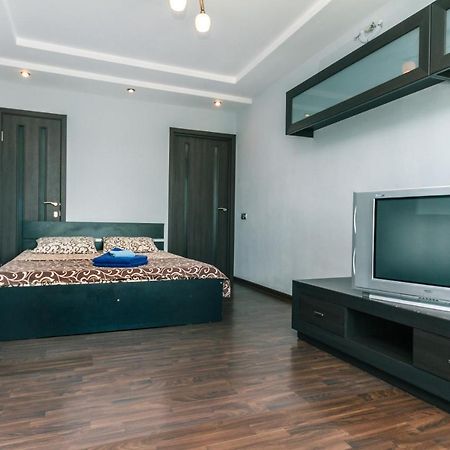 Apartments On Henerala Zhmachenka Київ Екстер'єр фото